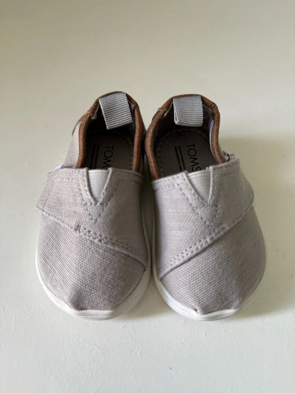 Toms Toddler Hook-and-Loop Canvas Shoes in Light Gray with Brown Trim
